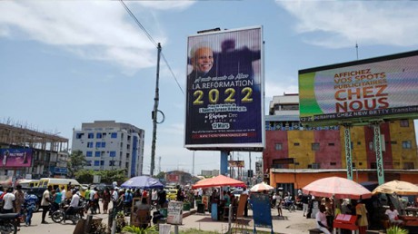 鋁制三角廣告牌