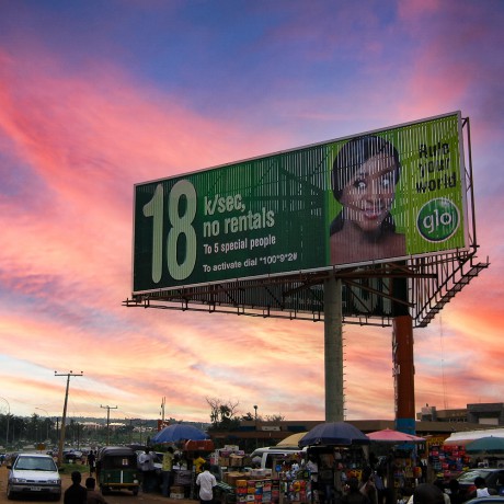 防水廣告旋轉(zhuǎn)面板三面翻廣告牌翻轉(zhuǎn)鋁制廣告牌